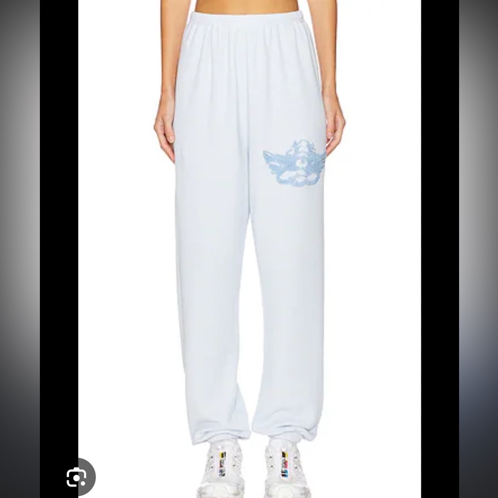 Boys Lie size large Women's Light Blue Sweatpants with pockets embroidered logo